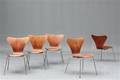 Arne Jacobsen  Sæt på fem syverstole model 3107 i teak  5