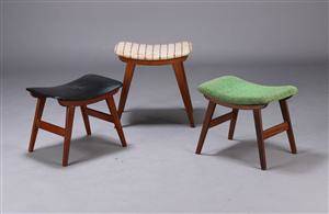 Dansk møbelproducent. Tre skamler, teaktræ 3 