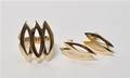 Ring samt ørestikker af 14 kt. guld - moderne design
