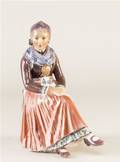 Dahl Jensen. Amagerpige figur nr. 1110 1. sortering