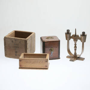 ALLMOGEFÖREMÅL 4 st, bland annat ostform, 181900-tal.