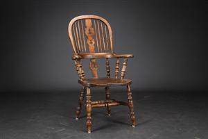 Windsorstol, bejdset egetræ