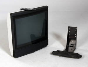 Bang  Olufsen. MX 7000 3