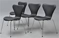 Arne Jacobsen. Fire stole syveren, model 3107, nybetrukket med sort læder 4 