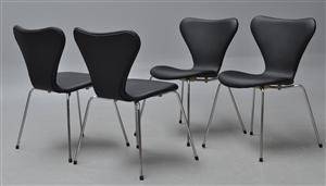 Arne Jacobsen. Fire stole syveren, model 3107, nybetrukket med sort læder 4 