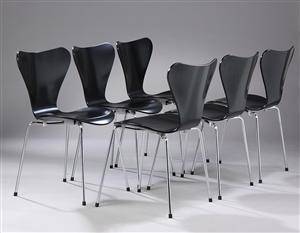 Arne Jacobsen. Sæt på seks stole model 3107, Syveren, nylakerede. 6 