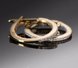 Brillantcreoler af 18 kt guld, ca. 0.18 ct 2