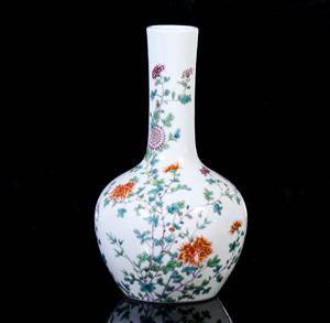 Vas, porslin, Kina, Yongzhengs märke, 1900-tal