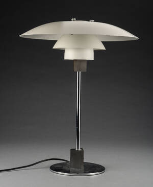 Poul Henningsen. PH 43 bordlampe