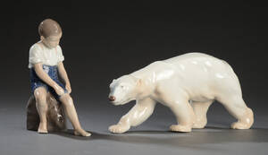 To figurer af porcelæn Royal Copenhagen og BG bestående af  2