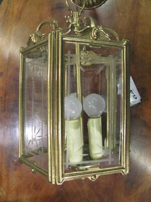 Hallampa, glasmetall