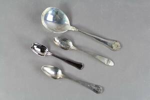 Skedar i silver 4 st