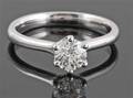 Solitaire ring in 18k set with brilliant cut diamond 0.50 ct