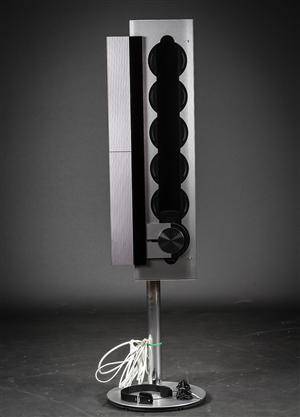 Bang Olufsen. BeoSound 9000 med stander samt Form - 2 hovedtelefoner 21