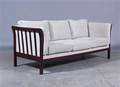 Dansk møbelproducent. Tre-pers. sofa 