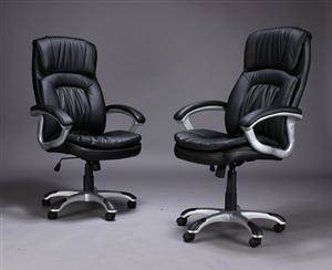 Par kontorstole med ergonomisk siddekomfort 2