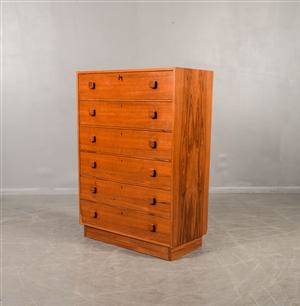 Byrå i teak, 1960-tal