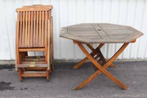 Trädgårdsmöbler 5 delar, bord och stolar 4 st