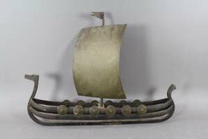 Vikingaskepp i smide
