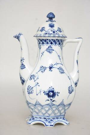 Royal Copenhagen Musselmalet Helblond Kaffekanna