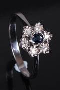 Ring, 14 kt rhodineret guld, safir, diamanter
