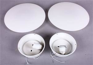 Arne Jacobsen. Par Eklipta vægloftlamper i hvidt opal glas 2