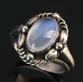 Ring i sterlingsølv af Georg Jensen, Model Moonlight Blossom
