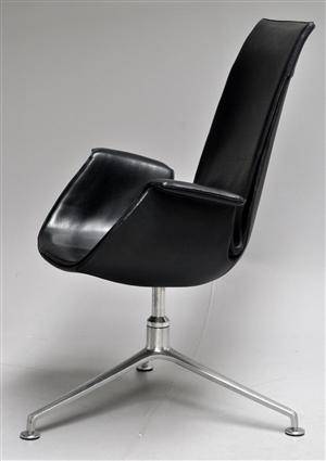 Preben Fabricius  Jørgen Kastholm. Tulip lounge chair.