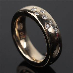 Dansk håndlavet ring i 14 kt. guld med brillanter