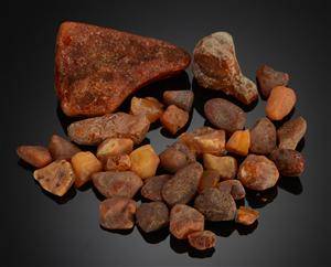 Samling rav , ca 107 gr 