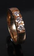 Bræmer Jensen. Alliance ring, 14 kt. guld, brillanter