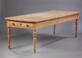 Langbord af fyrretræ, L. 249 cm.