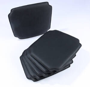 Hyndesæt til Hans J. Wegners Y- stol. Anilin læder. 6