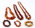 Dansk rav. Tre halskæder samt tre armbånd, 349 gr. 6
