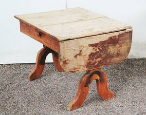 Bord med en låda, allmoge, 1800-tal