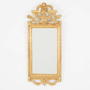 Spegel i gustaviansk stil 