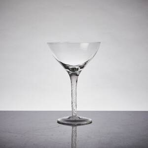 Champagneglas, på fot