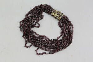Pärlhalsband