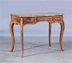 Fritstående skrivebord, Rococo form 