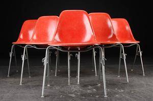 Charles Eames. Seks skalstole, glasfiber, model DSS 6