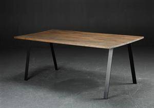 Indigo Design, spisebord, model T1-180