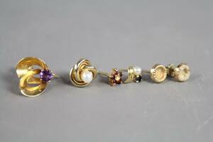 Örhängen i guld 18 k 6 st