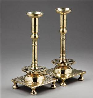 Et par barok stager af malm, 1600-1700-tallet 2 