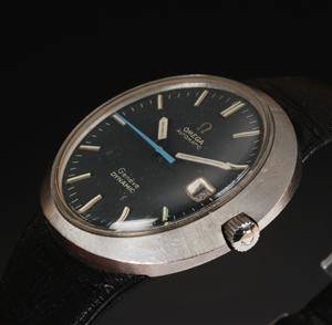 Omega Dynamic. Vintage herreur i stål med blå skive med dato, 1970 erne