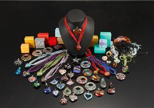 Samling Murano glassmykker 