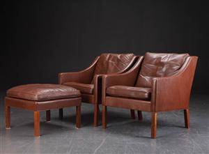 Børge Mogensen. Par lænestole samt skammel, model 2207 3 