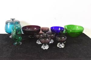 Parti glas bl.a grönton, högsta 25 cm