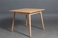 Poul M. Volther. Spisebord model C35A