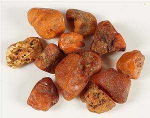 Ravstykker ca. 287 gr., uforarbejdet 11