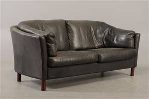 Sofa med sort læder